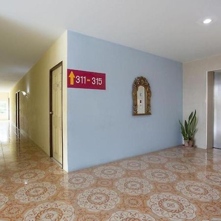 Oyo 75356 Thipsiri Lodge Чиангмай Екстериор снимка