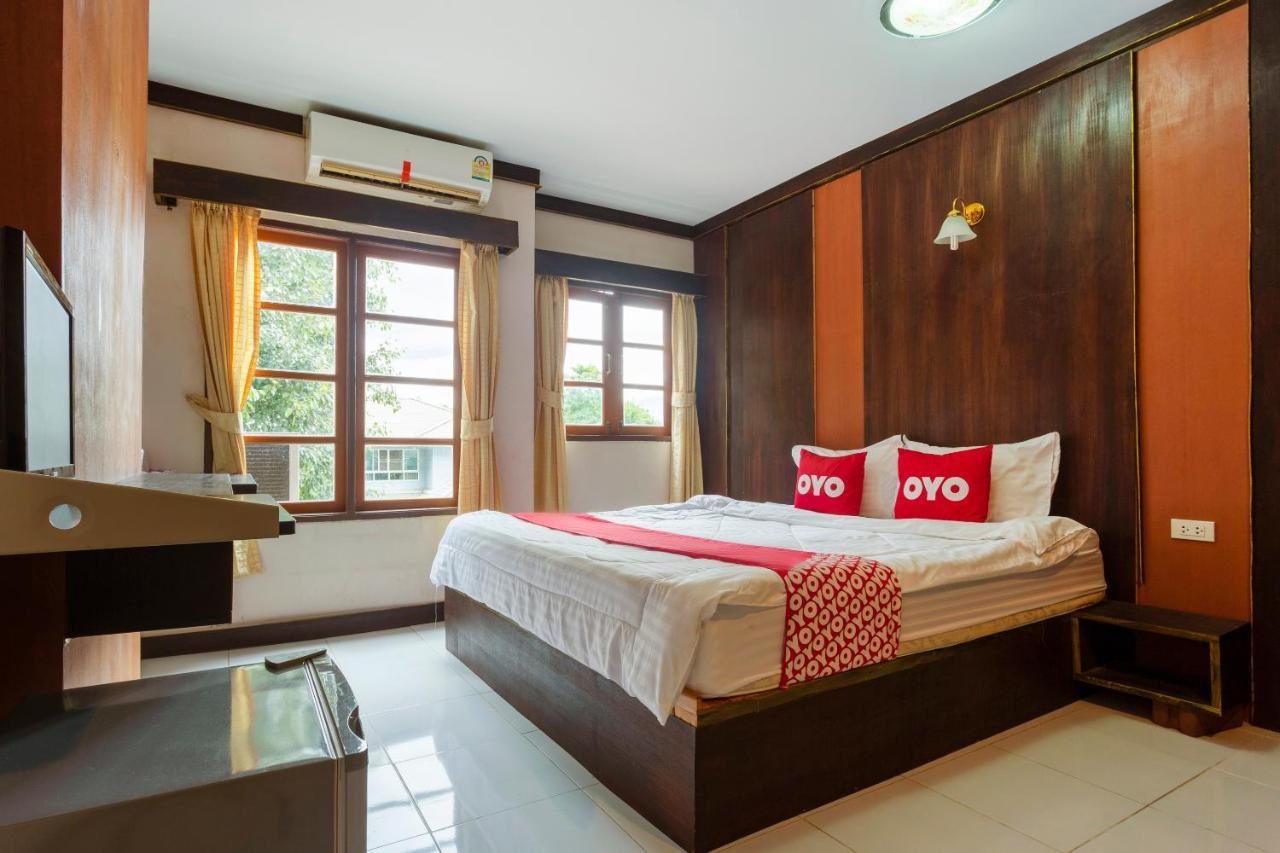 Oyo 75356 Thipsiri Lodge Чиангмай Екстериор снимка
