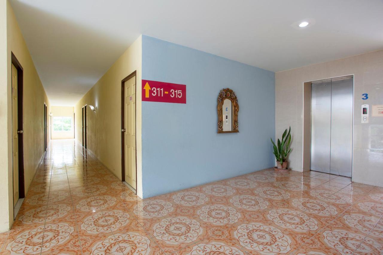Oyo 75356 Thipsiri Lodge Чиангмай Екстериор снимка