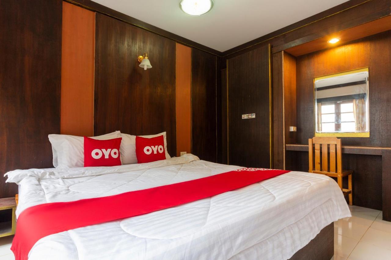 Oyo 75356 Thipsiri Lodge Чиангмай Екстериор снимка
